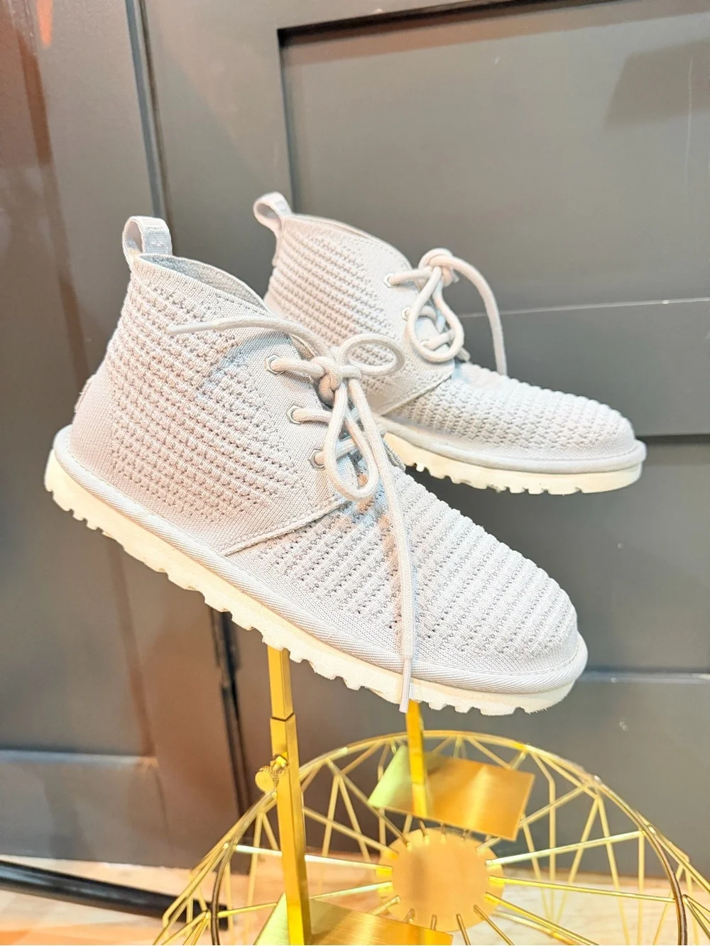 UGG neumel breeze